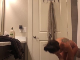 Ok my new Step mom’s body is ridiculous! Best ass on Pornhub!